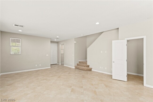 Building Photo - 3045 Camino Rico Ave