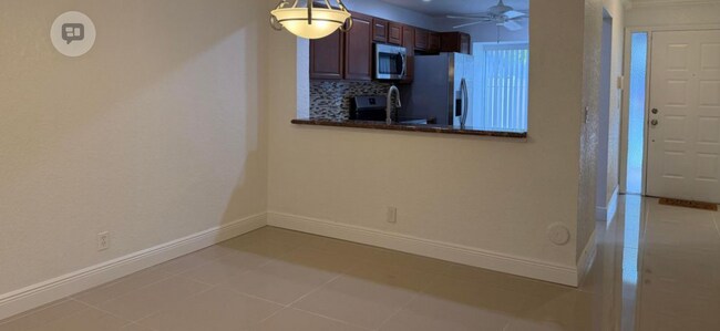 Foto del edificio - 4821 NW 22nd St