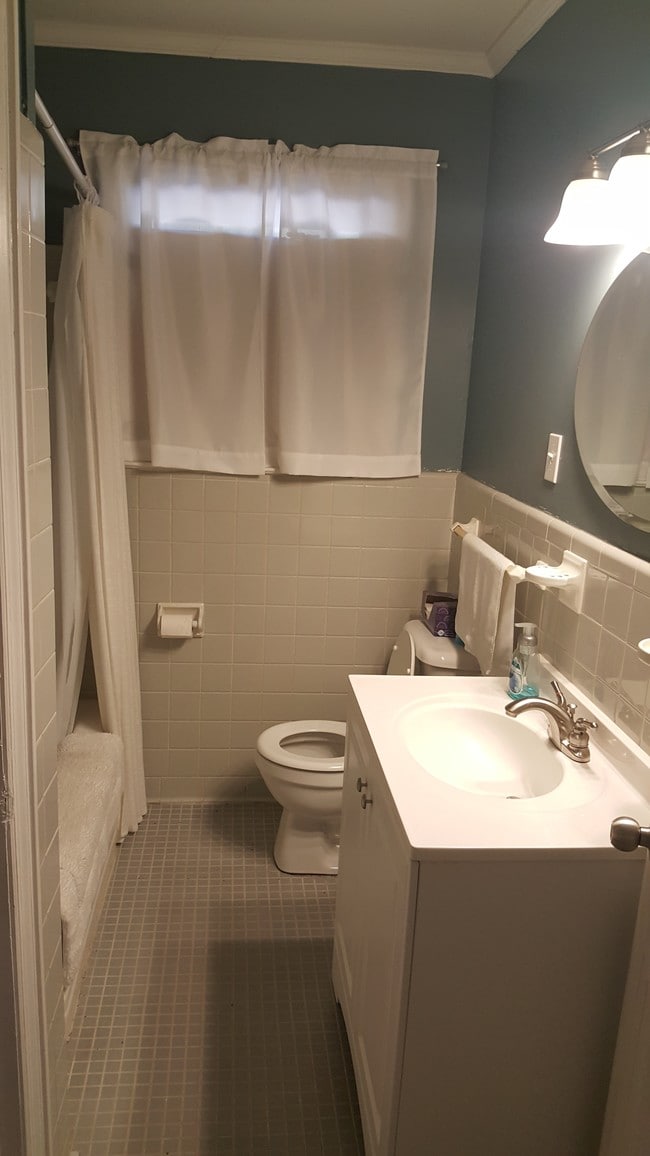 Foto del edificio - 1007 W Moore St