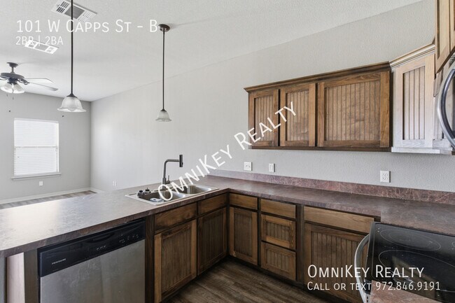 Building Photo - 101 Capps St