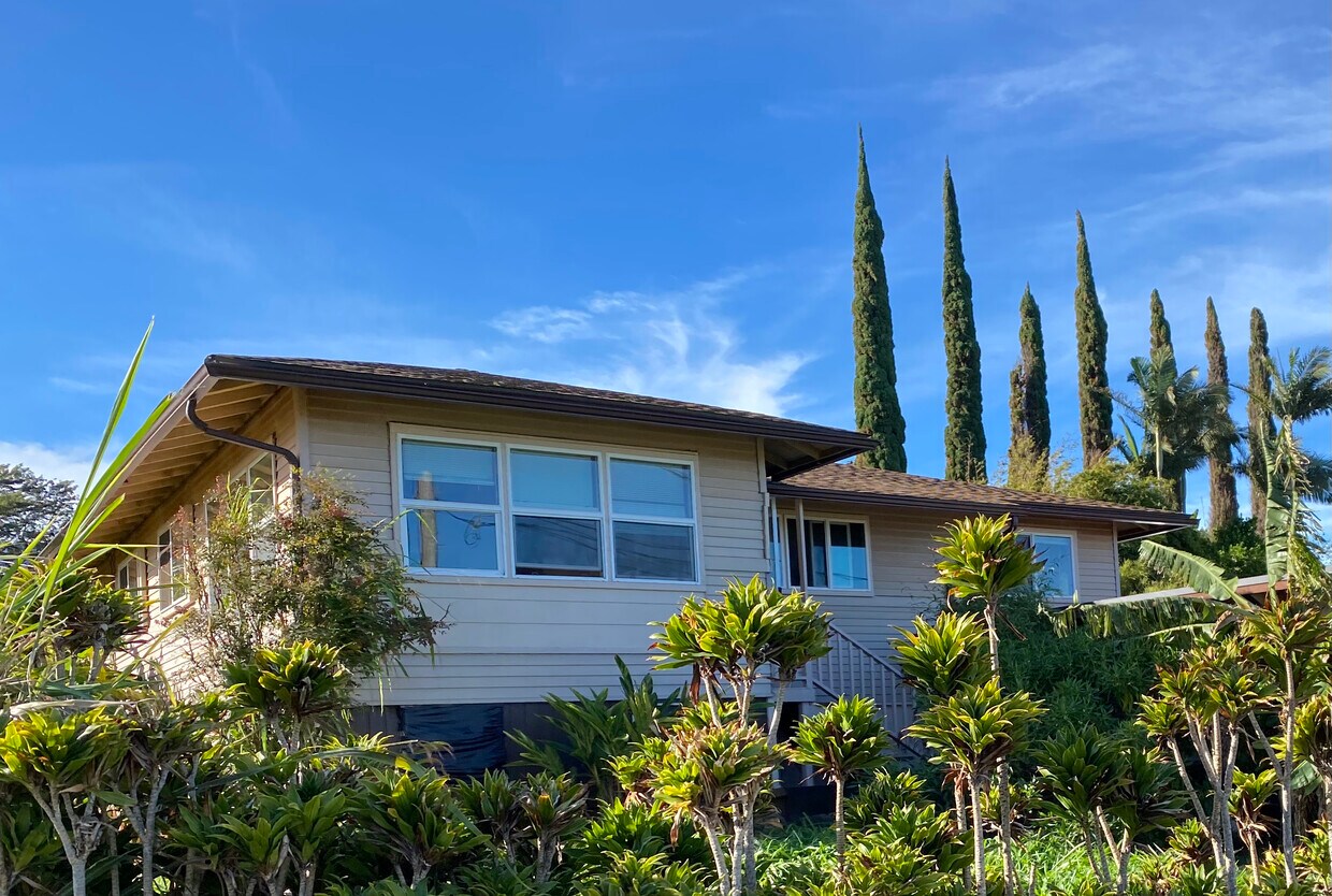 1020 Hiehie St, Makawao, HI 96768 Townhome Rentals in Makawao HI