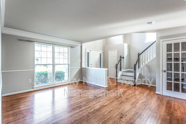 Foto del edificio - 3835 Saxton Ct