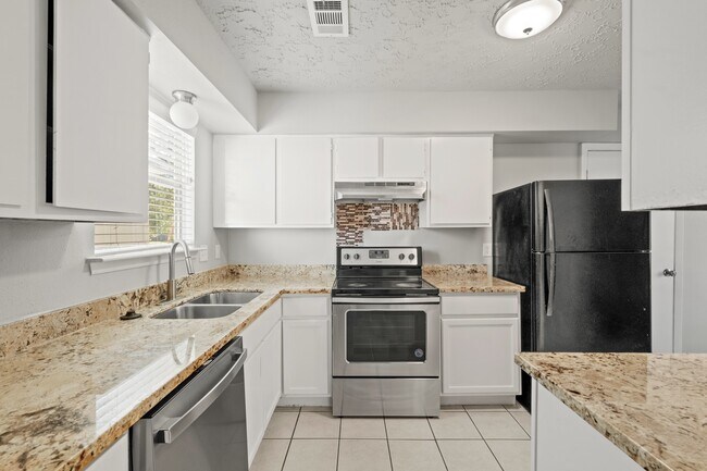 Foto del edificio - 24030 Silversmith Ln