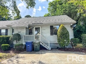 Building Photo - 205 Wyndham Cir