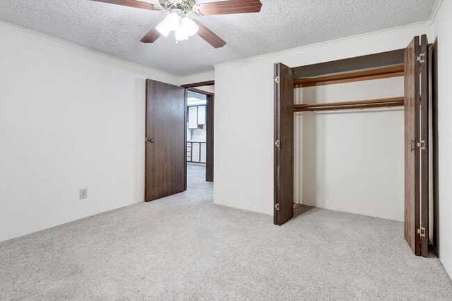 Building Photo - Bridgepoint