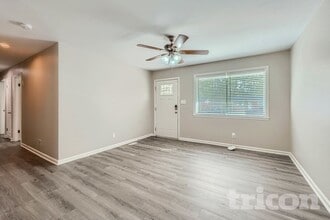 Building Photo - 9209 Edgevale Dr