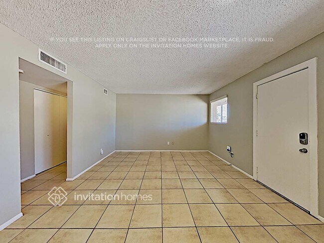 Building Photo - 6813 W Montebello Ave