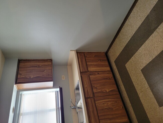 Foto del edificio - 236 Yates Ave