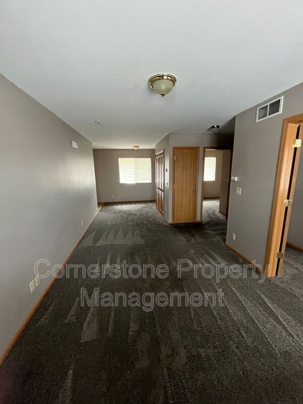 Building Photo - 1113 S 22nd St