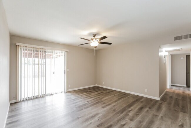 Foto del edificio - 307 W Nopal Pl