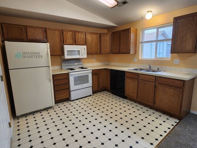 Foto del edificio - 12411 W 11th Ave