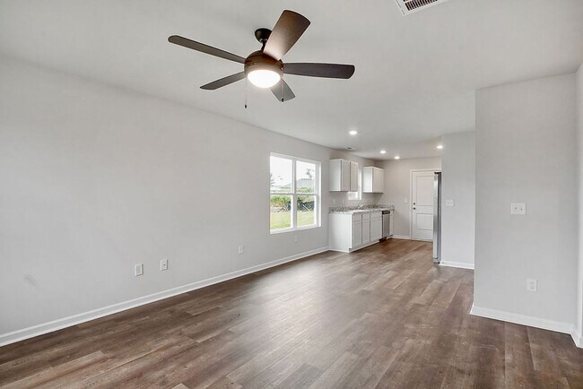 Foto del edificio - 813 Ashford Dr