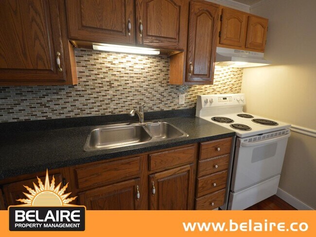 Building Photo - Belaire Model Unit