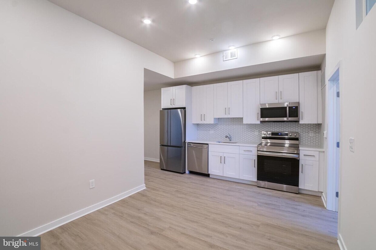 133034 S Patton St Unit 406, Philadelphia, PA 19146 Apartment for