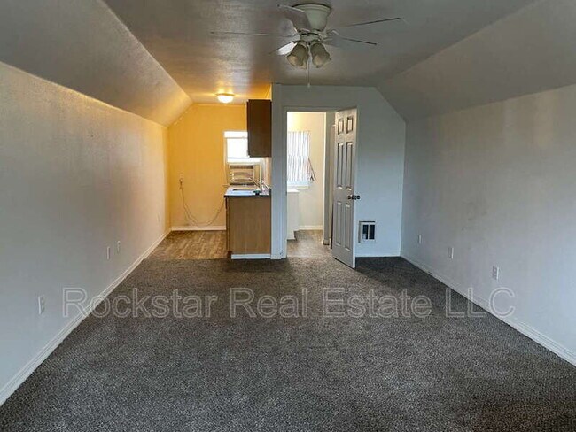 Foto del edificio - 11721 E Alki Ave