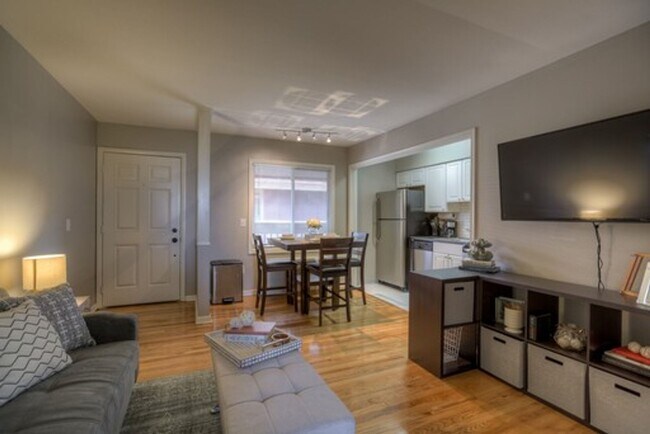 Building Photo - Cozy One-Bedroom at The Slips at Blackstone – Includes In-Unit Laundry! Limited-Time Special — $9...