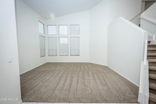 Foto del edificio - 3844 E Kings Ave