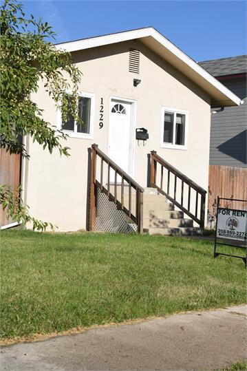 Foto principal - 1229 S Vermont Ave