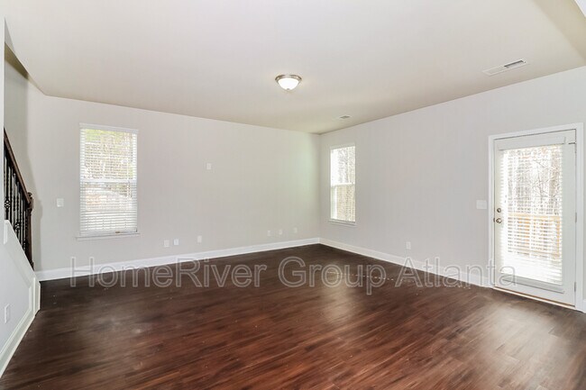 Building Photo - 264 Faron Dr