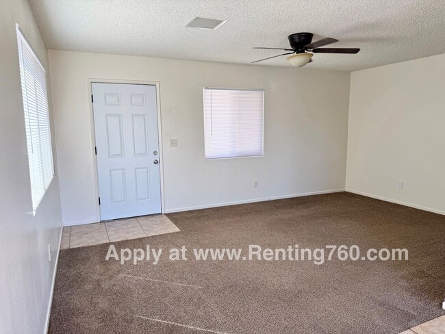 Building Photo - 6455 Linda Lee Dr