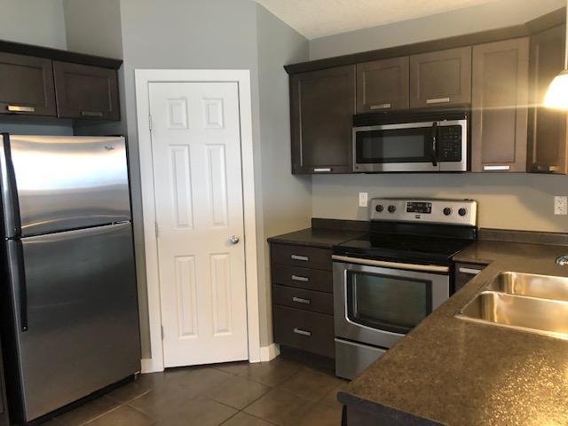 Photo du bâtiment - 3 bedroom in Grande Prairie AB T8W-0J3