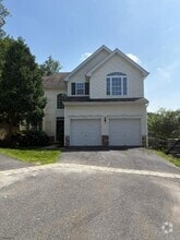 Building Photo - 312 Winding Hill Dr