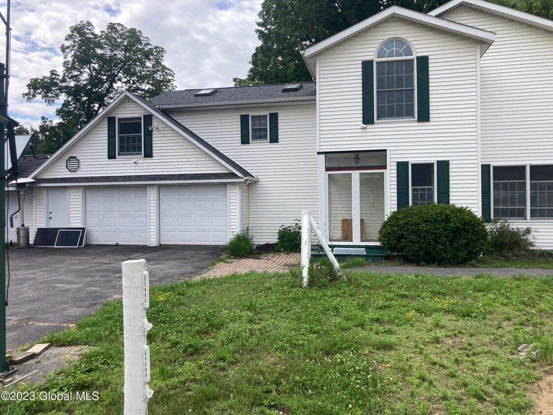 3 Dyer Switch Rd, Saratoga Springs, NY 12866 House Rental in Saratoga