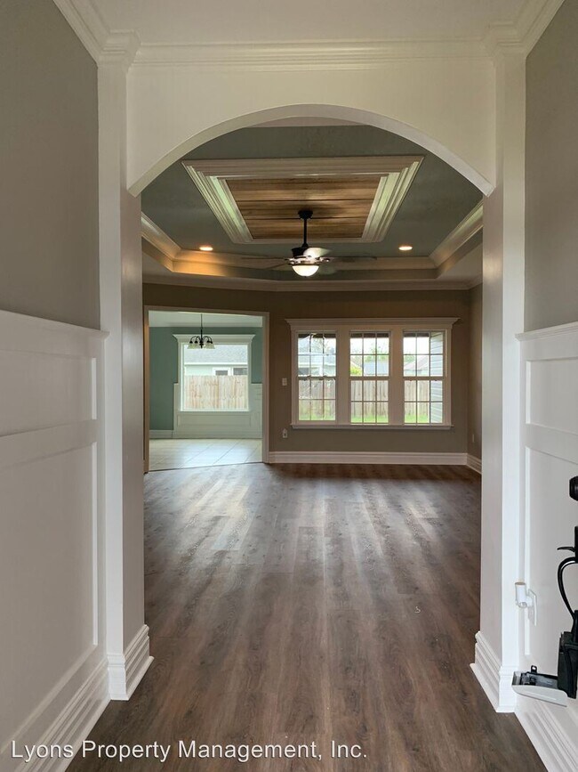 Building Photo - 4 br, 2 bath House - 4078 MCKENZIE LANE