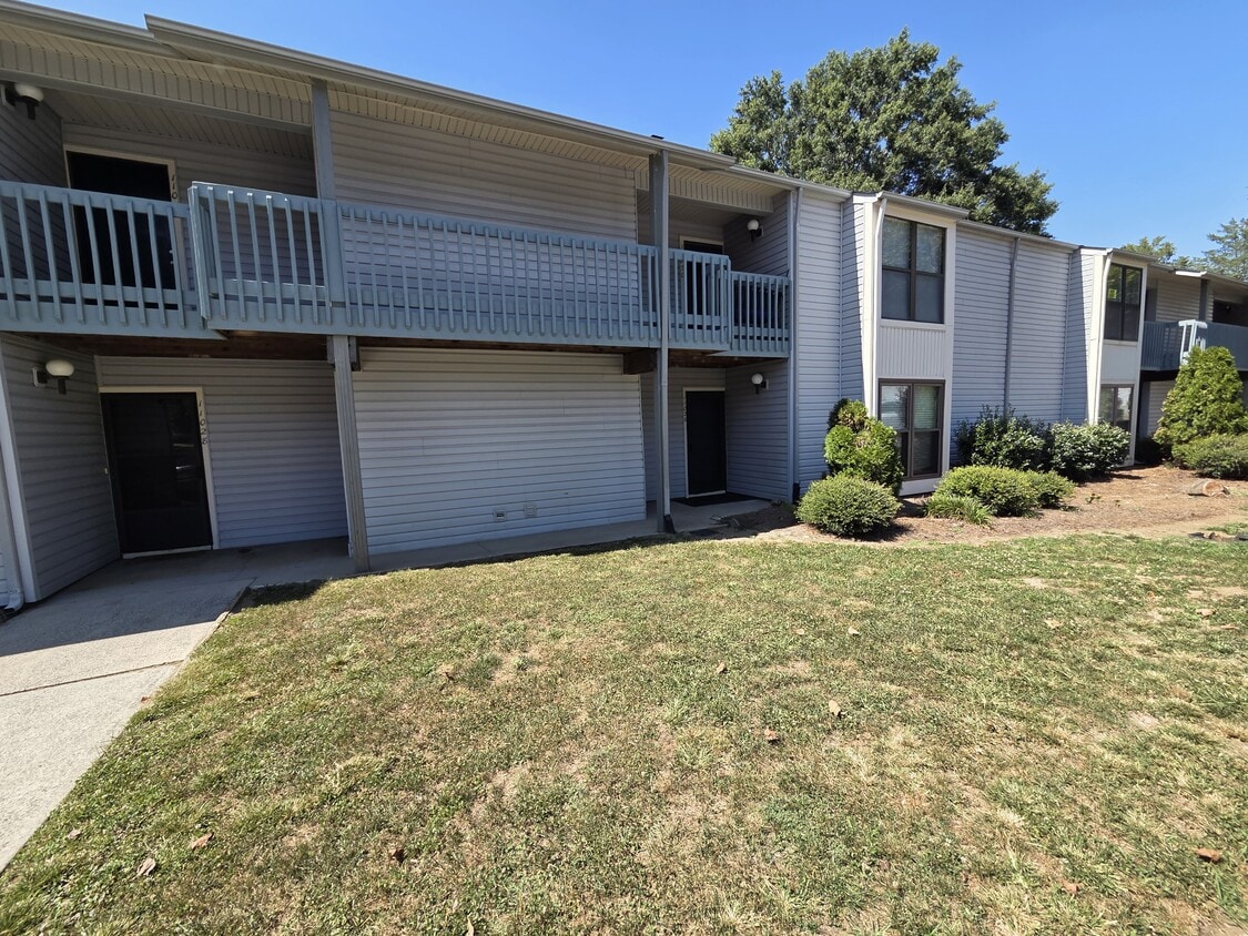 Foto principal - 11026 Harrowfield Rd