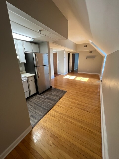 Building Photo - 95 Elizabeth St