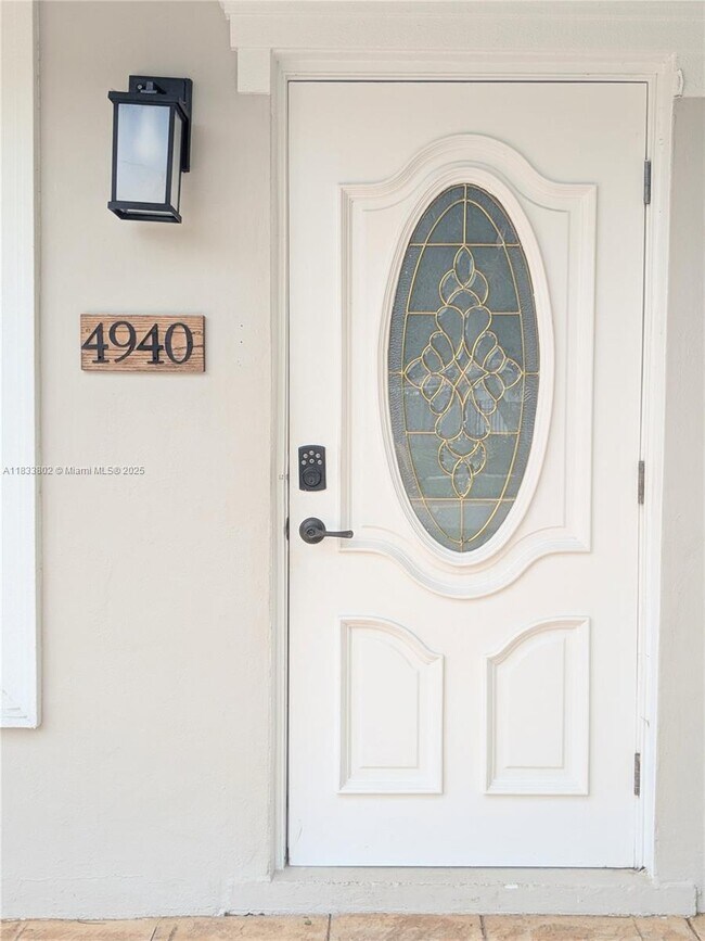 Foto del edificio - 4940 NE 27th Ave