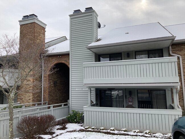 Building Photo - 2425 Barnside Ct