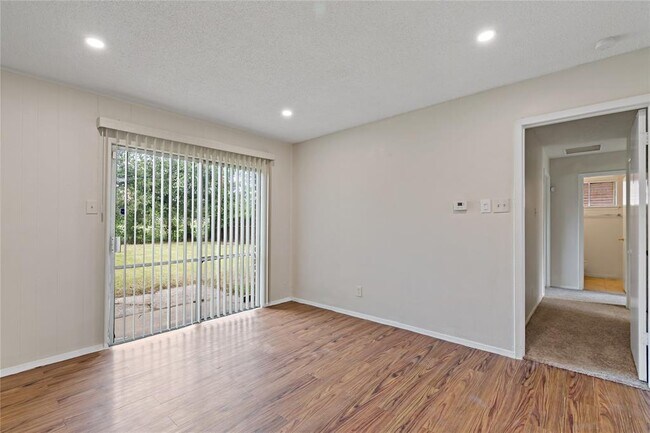 Building Photo - 14515 Essendine Ln