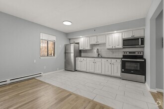 Building Photo - 543 Woodward Ave