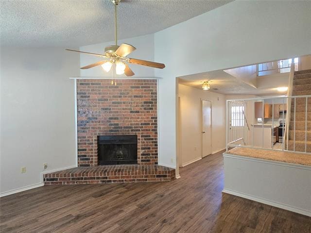 Building Photo - 900 Meadow Cir N