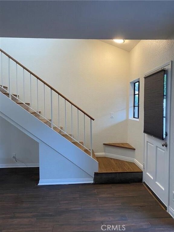 Foto del edificio - 1934 E Covina Blvd