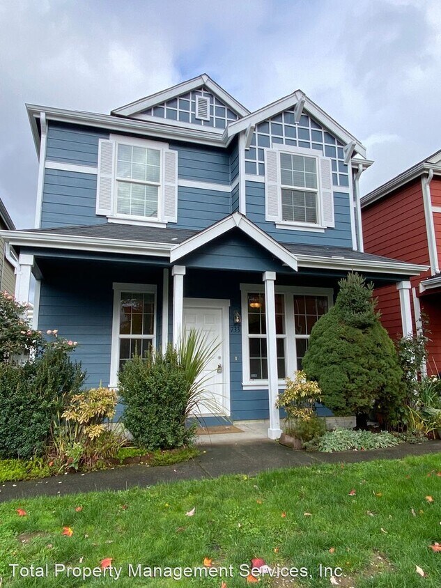 Primary Photo - 3 br, 2.5 bath House - 733 115th St E