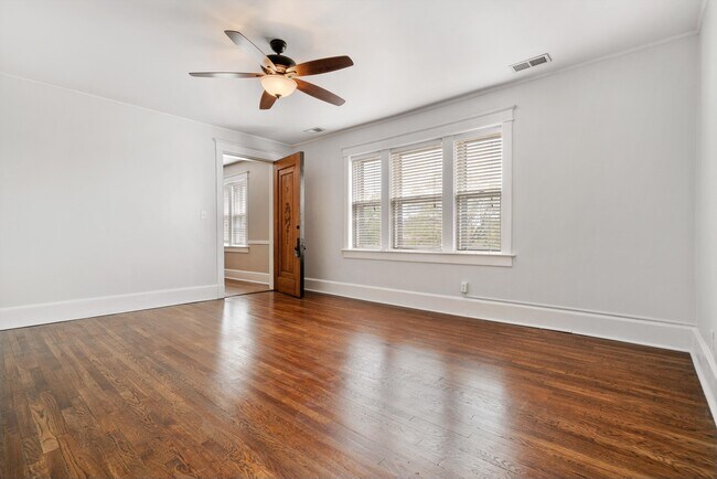 Foto del edificio - 1116 Poplar Ave