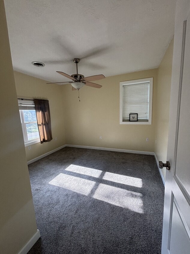 Building Photo - 3032 Asheville Hwy