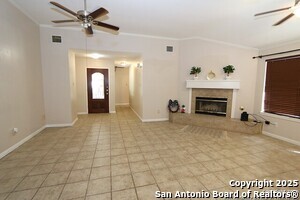 Foto del edificio - 8810 Lost Arbor Cir
