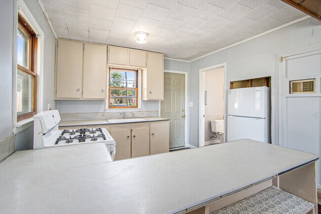 Foto del edificio - 548 E Hammond St