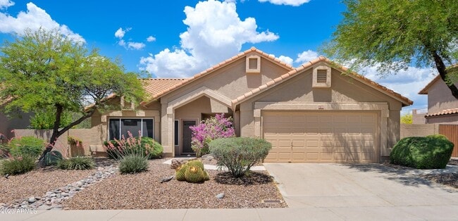 Building Photo - 4104 E Palo Brea Ln