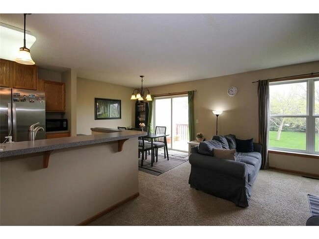 Building Photo - 15762 Flan Ct