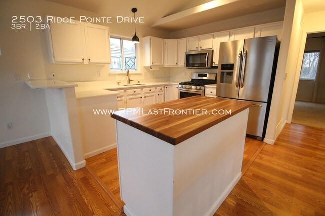 Building Photo - 2503 Ridge Pointe Dr