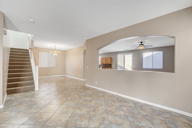 Foto del edificio - Beautiful Home in Amazing Rhodes Ranch - Guard Gated