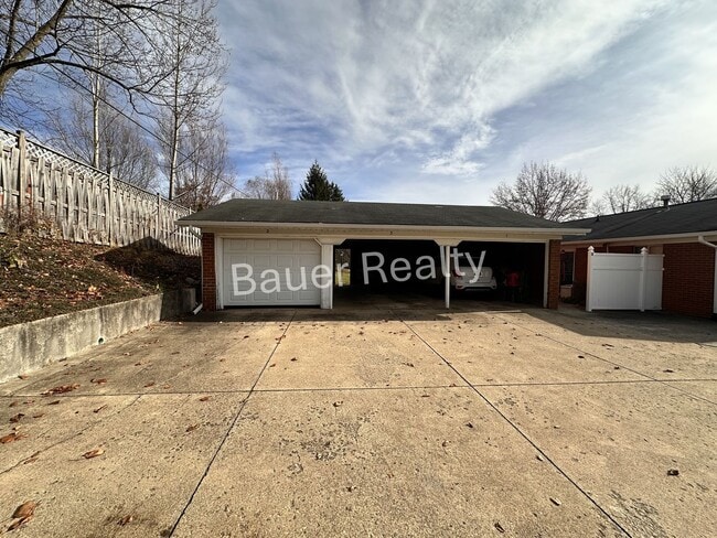 Building Photo - mh74