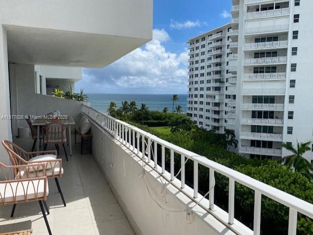 Foto del edificio - 199 Ocean Ln Dr