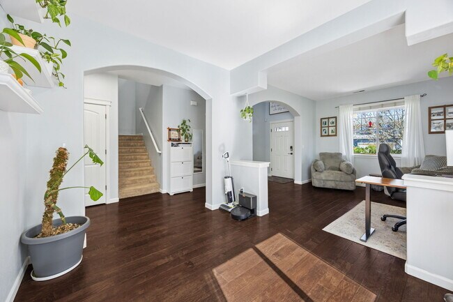 Foto del edificio - 15233 Kayla St SE