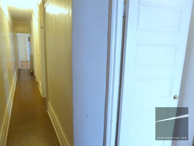 Building Photo - 1512 Bedford Ave