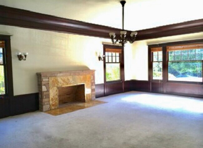 Living Room - 380 Bellevue Ave